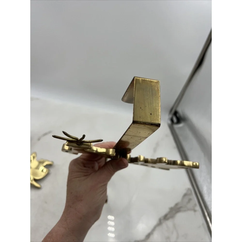 VTG Brass WREATH Hanger Over Door Reindeer Santa Sleigh Christmas Gold India x2